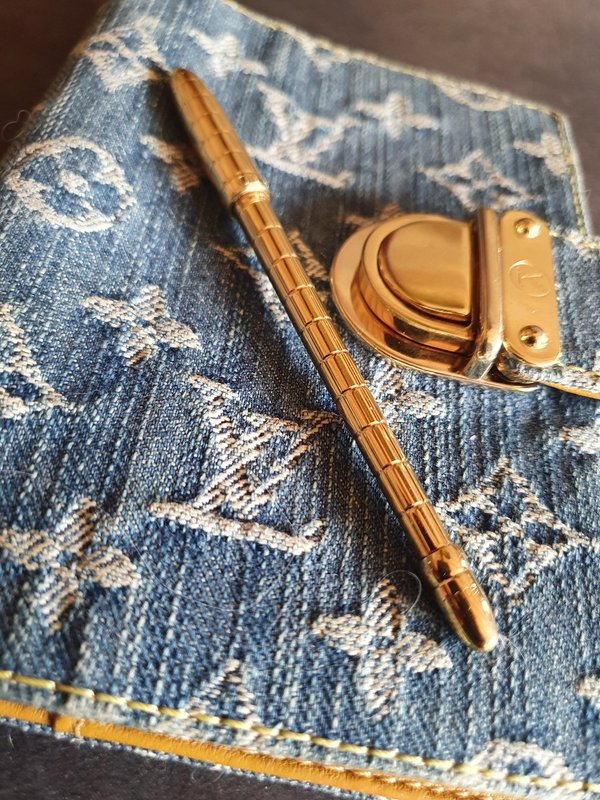 Agenda jean's et stylo Louis Vuitton