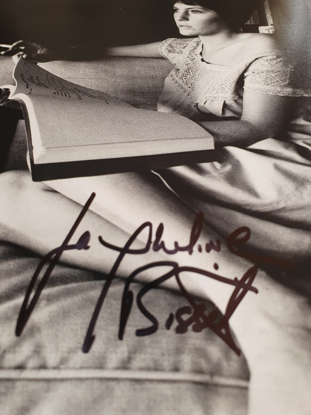 Photo Jacqueline Bisset avec son autographe et certificat d'authenticité