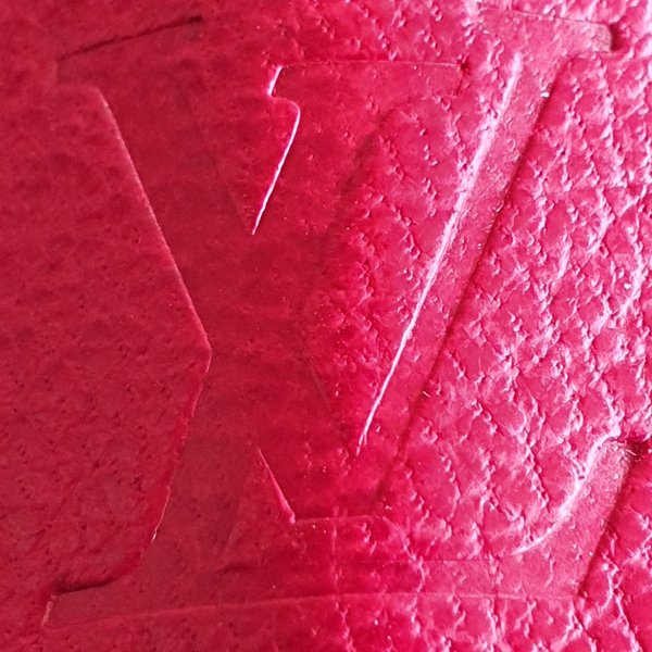 Stylo roller Louis Vuitton Doc cuir rouge et son étui