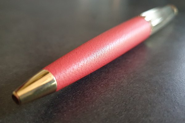 Spirit leather and gold ballpoint pen - Louis Vuitton
