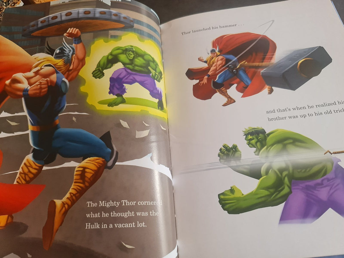 Livre Marvel avec autographe de Stanlee. Avengers X-Men