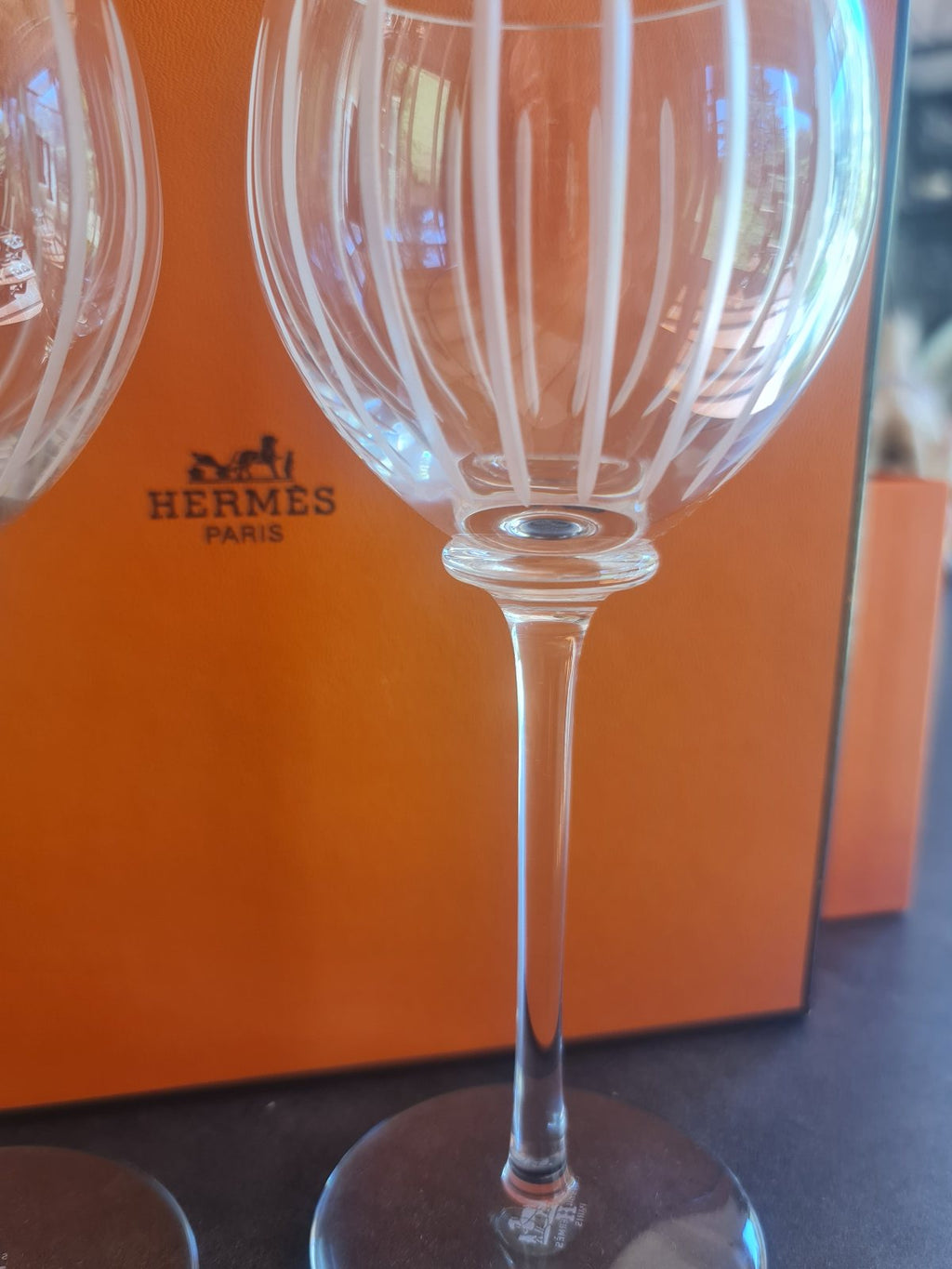 Deux verres à vin en cristal Hermès modèle Fanfare