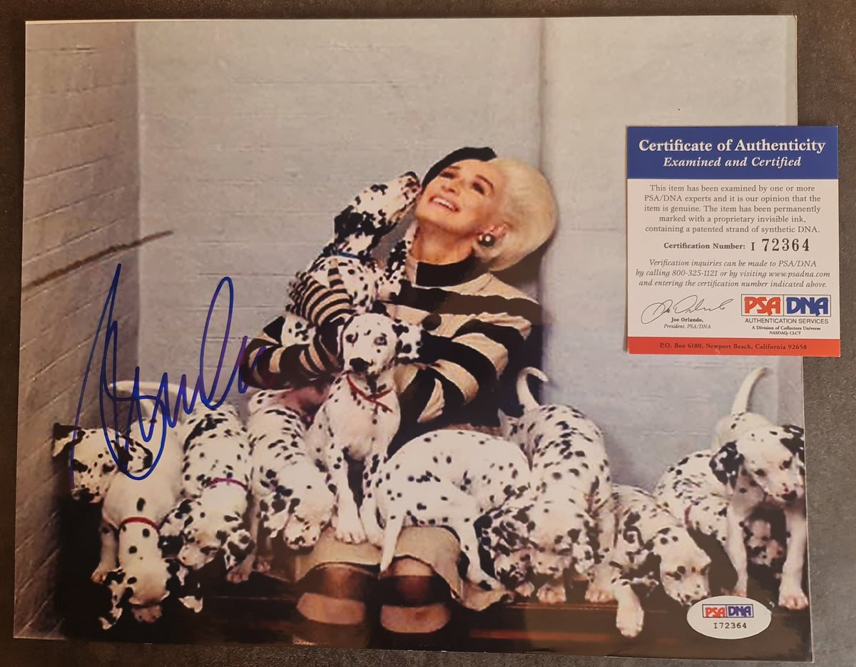 Glenn Close autographe sur photo des 101 Dalmatiens Disney PSA
