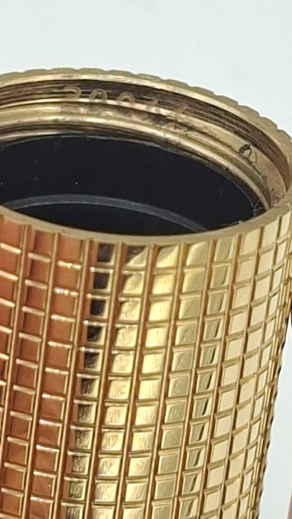 Stylo bille Louis Vuitton Doc Lac noir et or