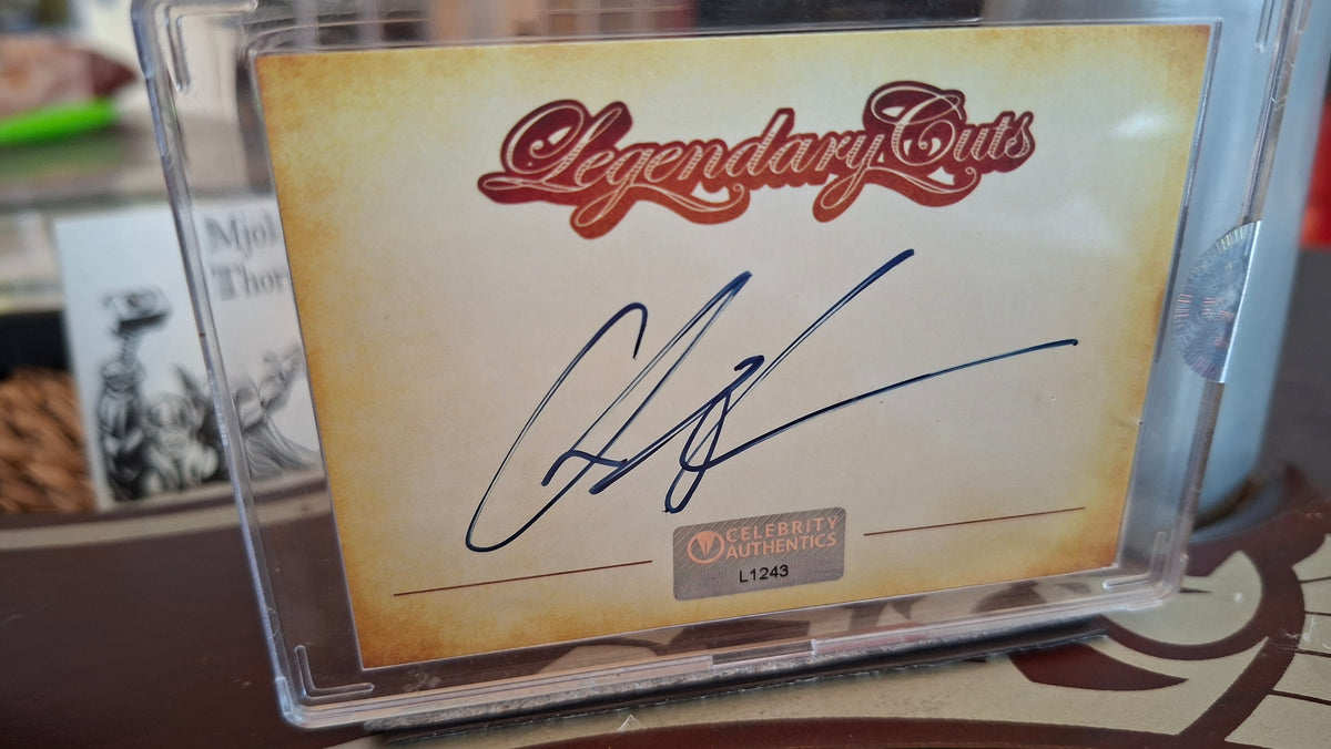 Autographe de Chris Hemsworth + Mjolnir édition limitée - Celebrity Authentics Marvel Avengers