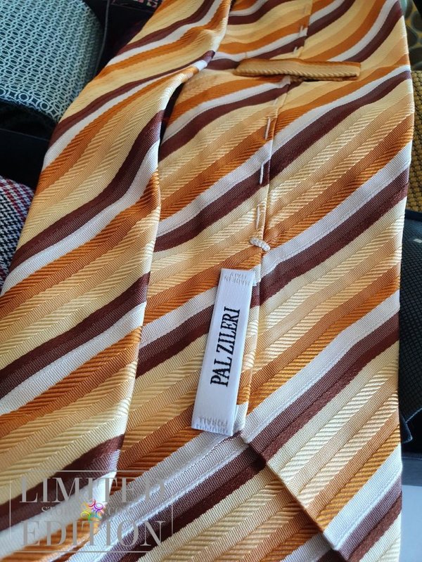 23 cravates Yves Saint-Laurent, Burberry's, Cerruti, Hugo Boss...
