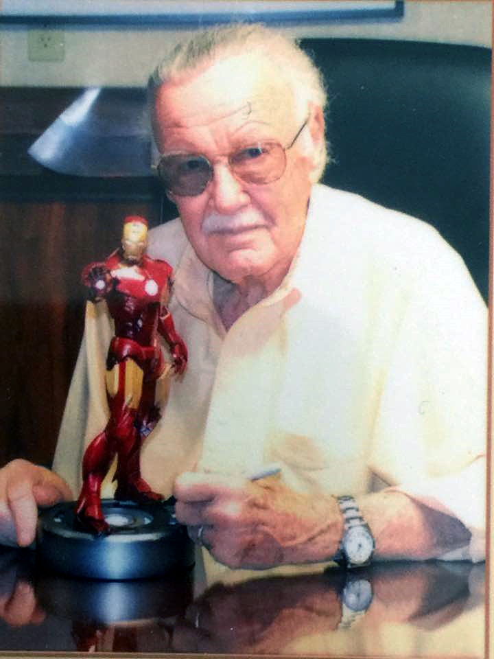 Autographe de Stan Lee sur figurine Iron Man Mark IV Kotobukiya