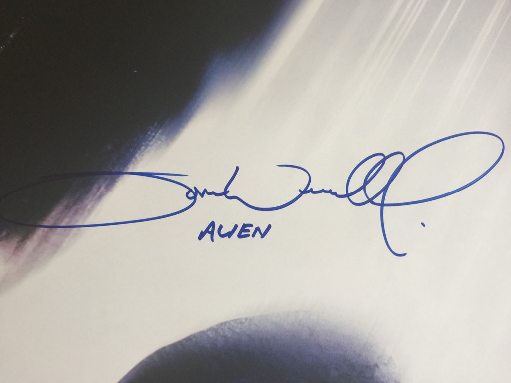 Affiche 101x68 ALIEN VS PREDATOR plusieurs autographes