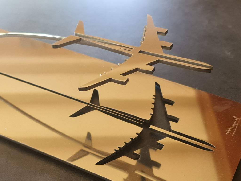 Sculpture Airbus A340 design signée