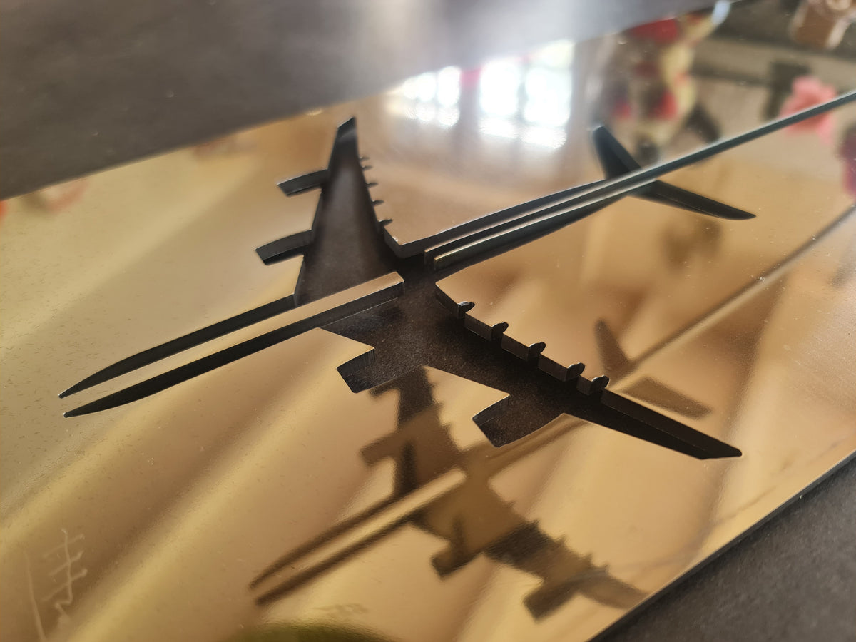 Sculpture Airbus A340 design signée