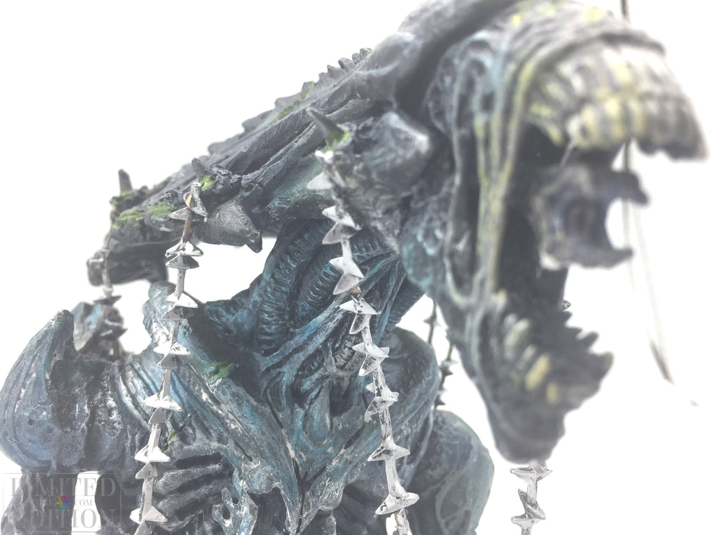 Alien Captive Queen 2 autographes