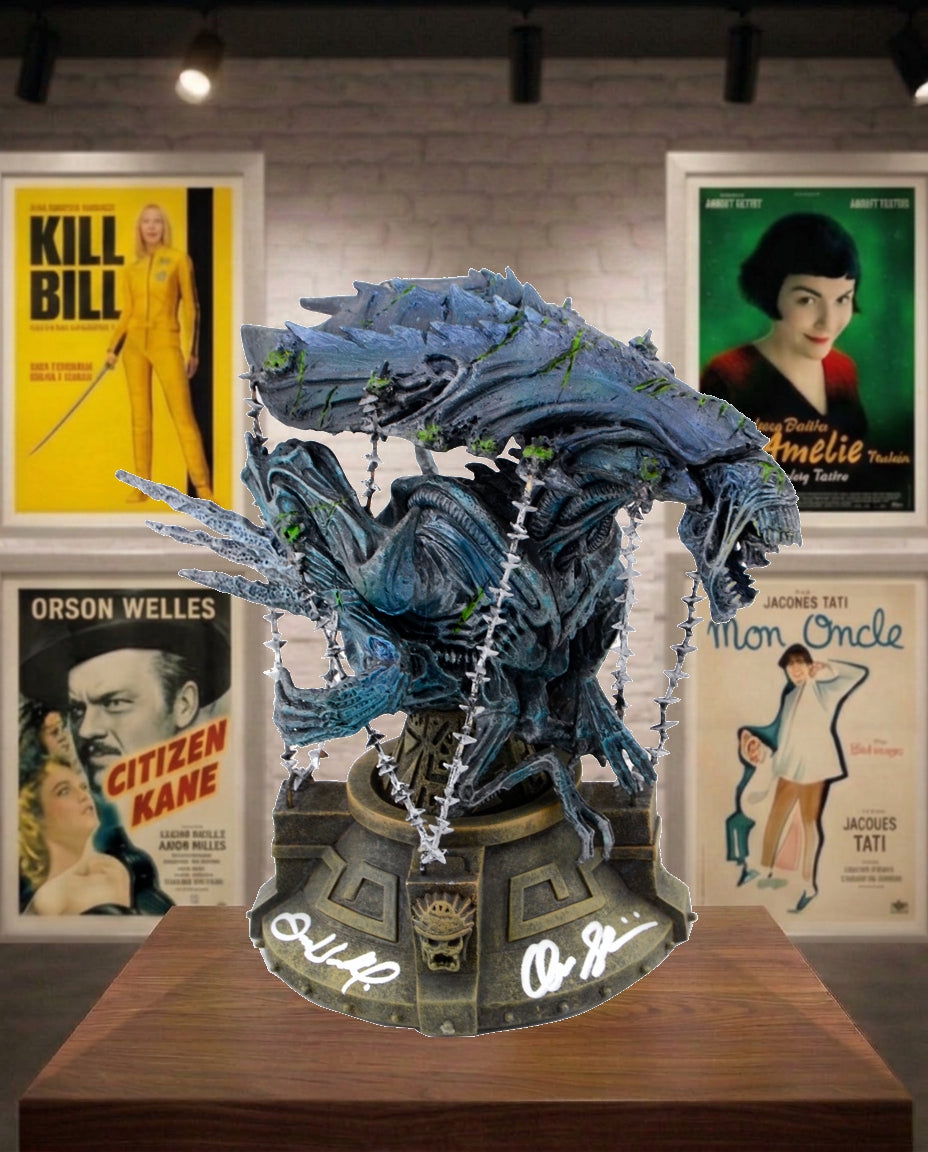 Alien Captive Queen 2 autographes