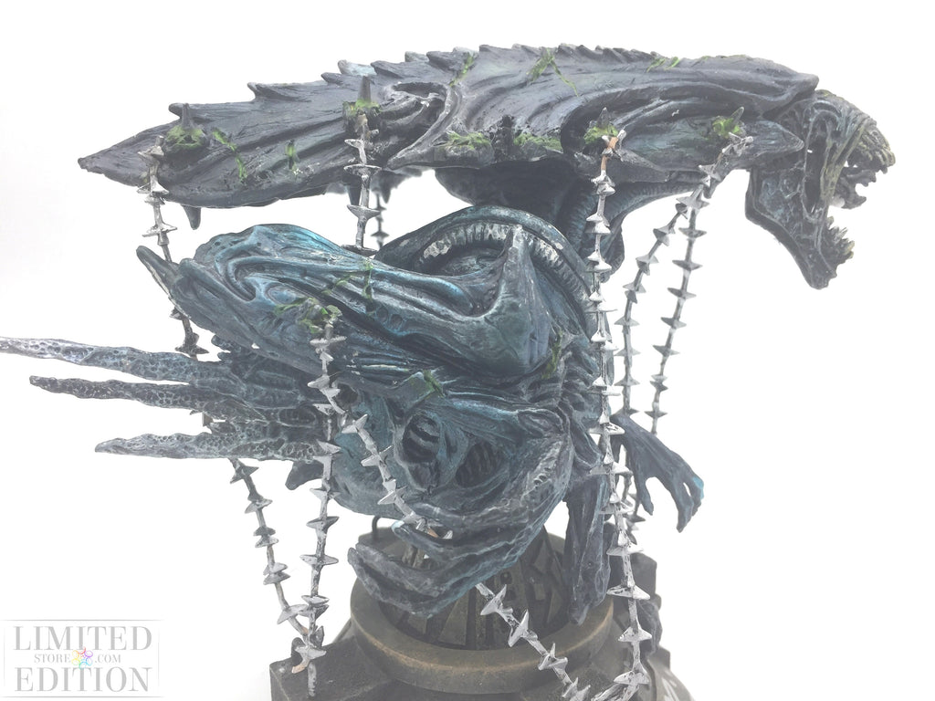 Alien Captive Queen 2 autographes