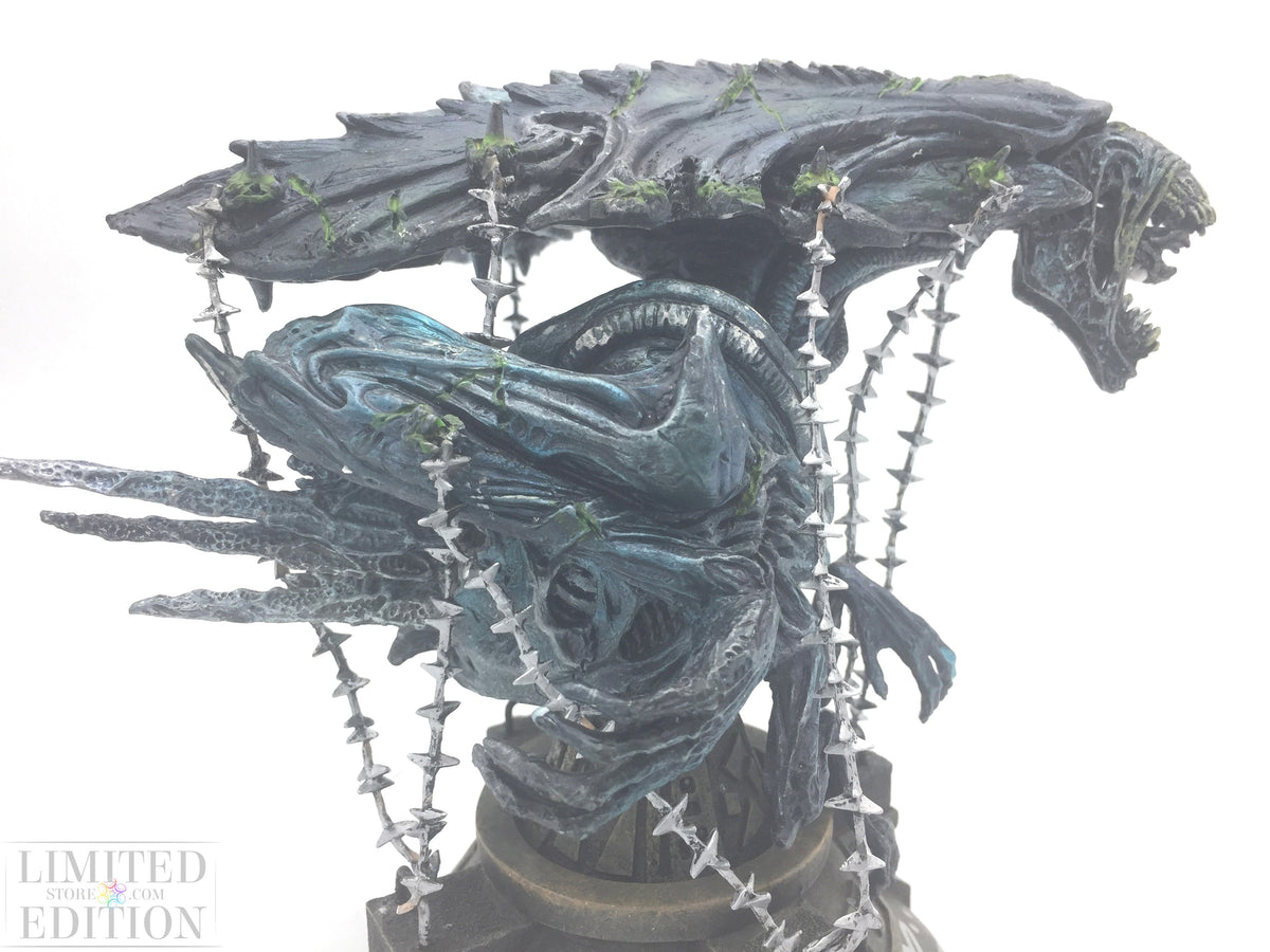 Alien Captive Queen 2 autographes