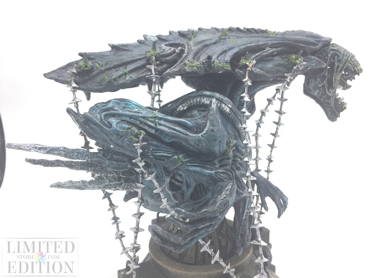 Alien Captive Queen 2 autographes