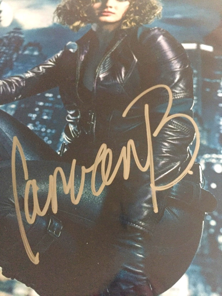 Photo 20x25 GOTHAM Batman signée CAMREN BICONDOVA Selina