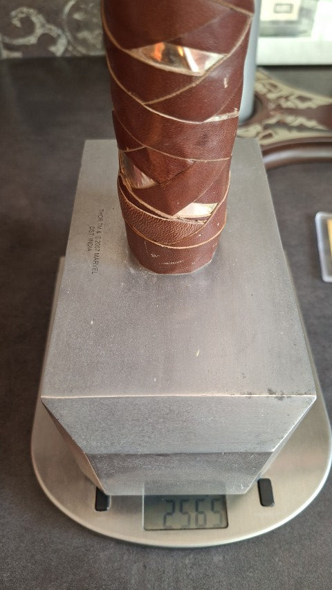 Autographe de Chris Hemsworth + Mjolnir édition limitée - Celebrity Authentics Marvel Avengers