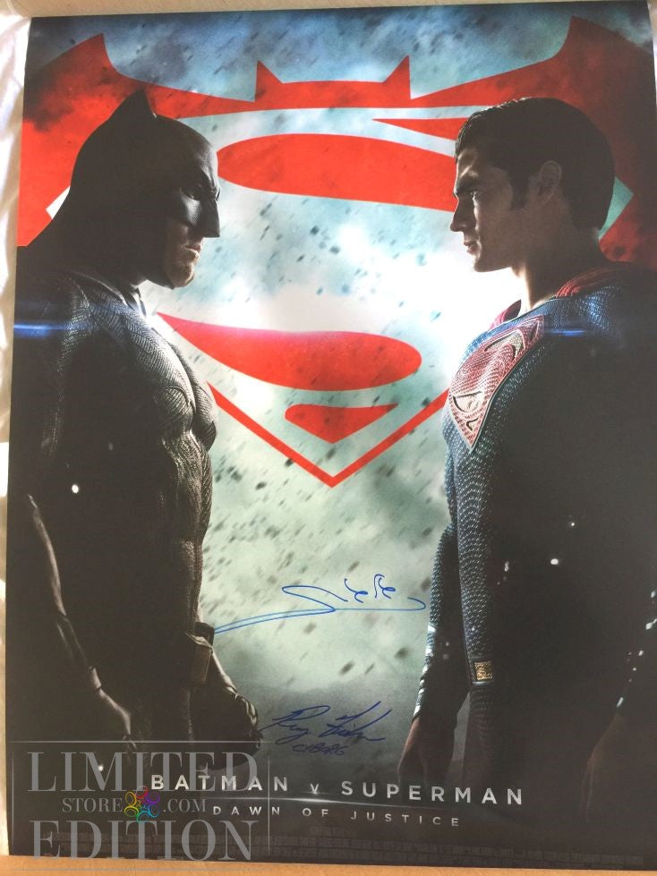 Affiche Batman vs Superman signé par Gal Gadot et Ray Fisher