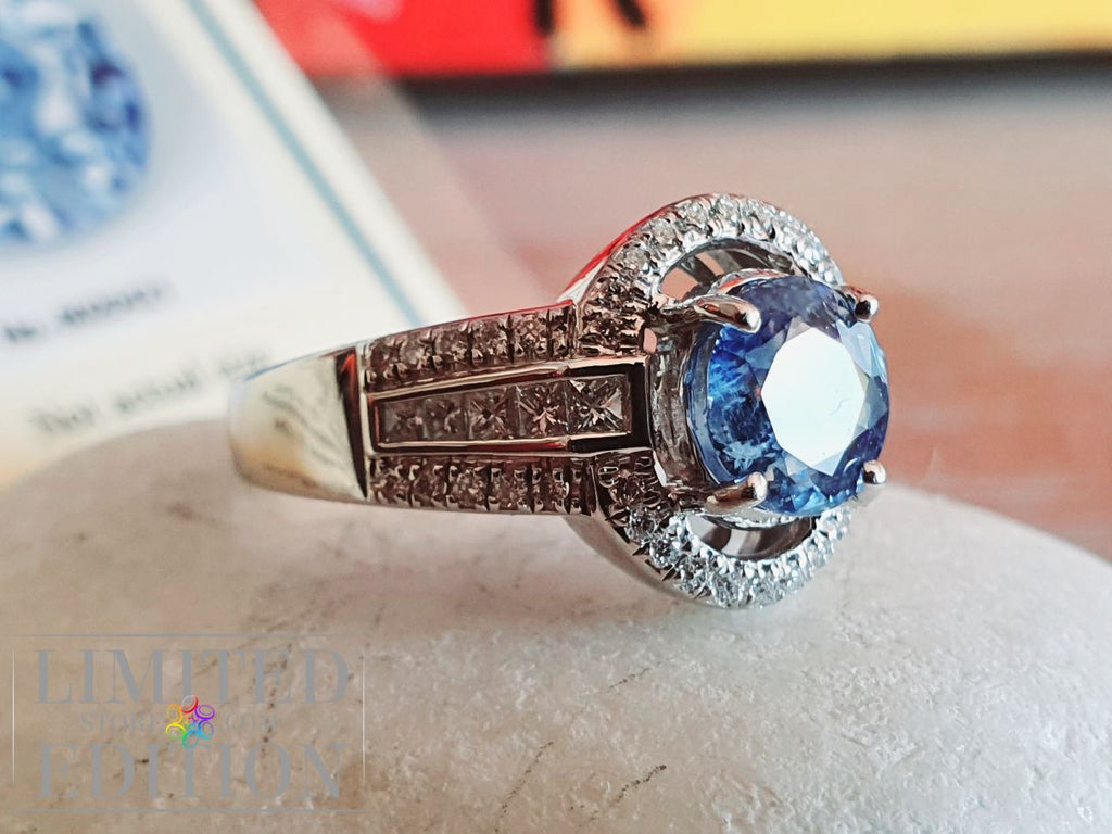 Bague Saphir de Ceylan et diamants