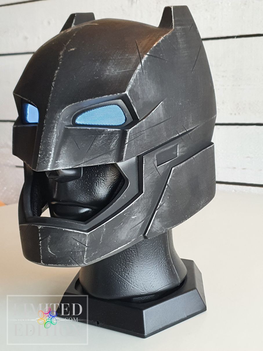 Masque Batman échelle 1:1 signé par Ben Affleck