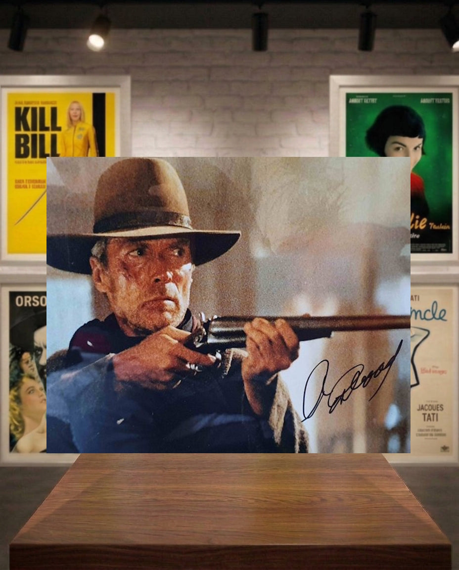 Autographe de Clint Eastwood sur une photo tirée du film Impitoyable.