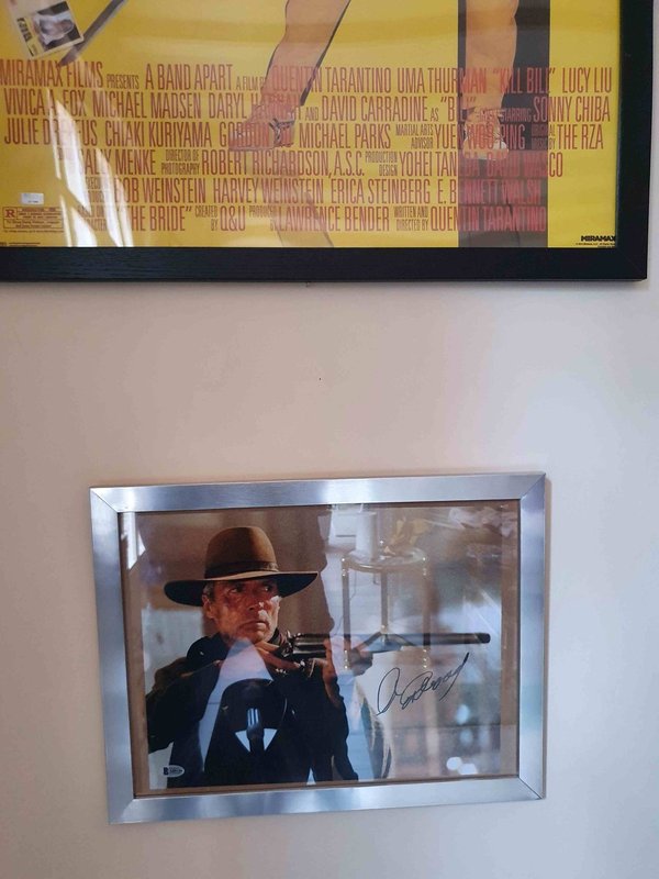 Autographe de Clint Eastwood sur une photo tirée du film Impitoyable.