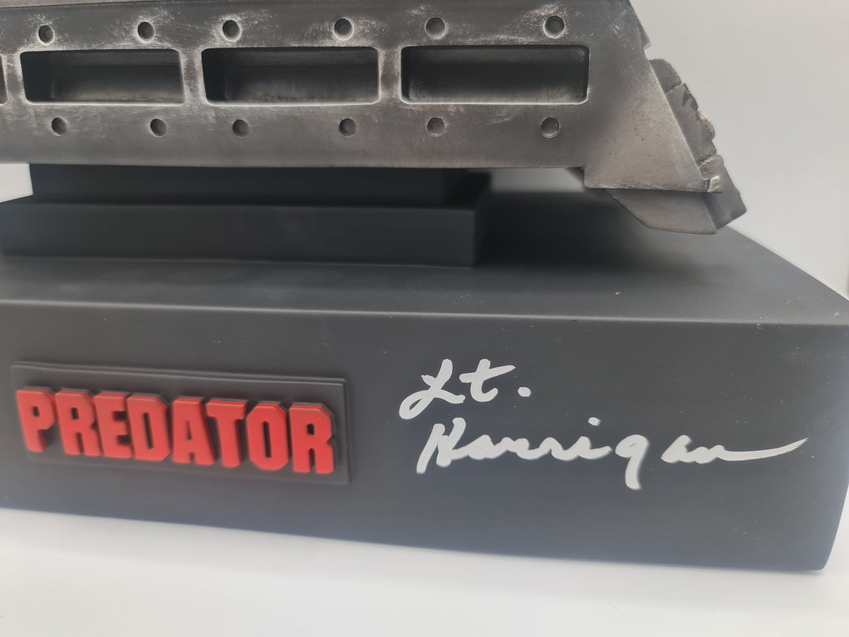 Predator Plasmacaster 42/150 signé par Danny Glover. Certificat d'authenticité