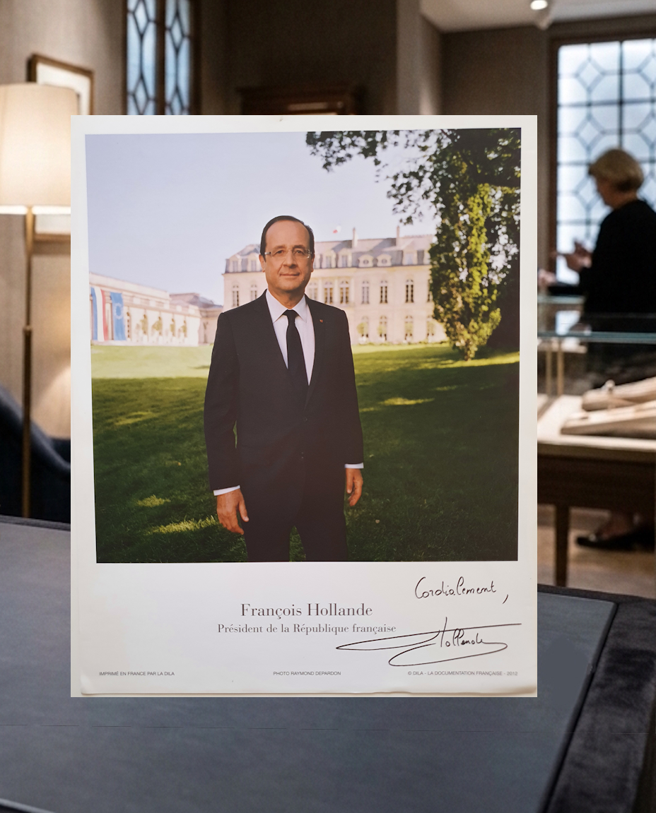 Photo présidentielle signée par François Hollande