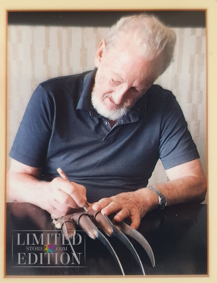 Gant de Freddy Krueger signé par Robert Englund