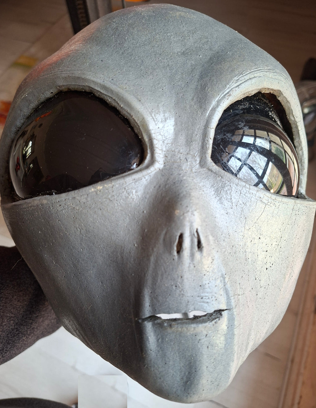 X-FILES Tête d'alien créée pour la fête de fin de tournage de la série en 2002