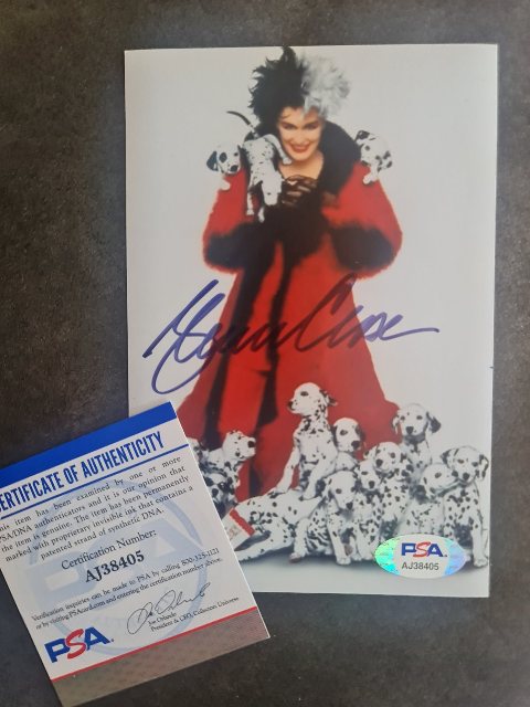 Autographe de Glenn Close sur photo 101 Dalmatiens. Disney
