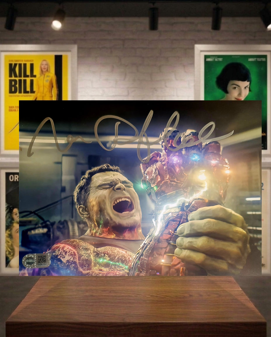 Autographe de Mark Ruffalo sur photo HULK Avengers: Endgame COA Marvel