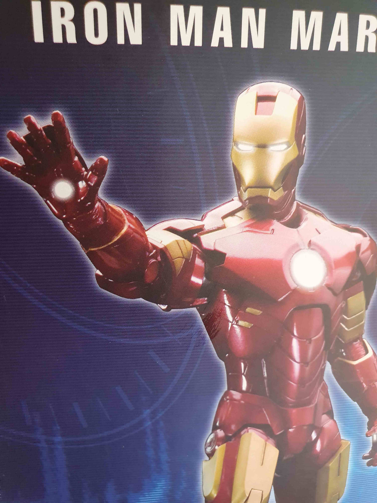 Autographe de Stan Lee sur figurine Iron Man Mark IV Kotobukiya