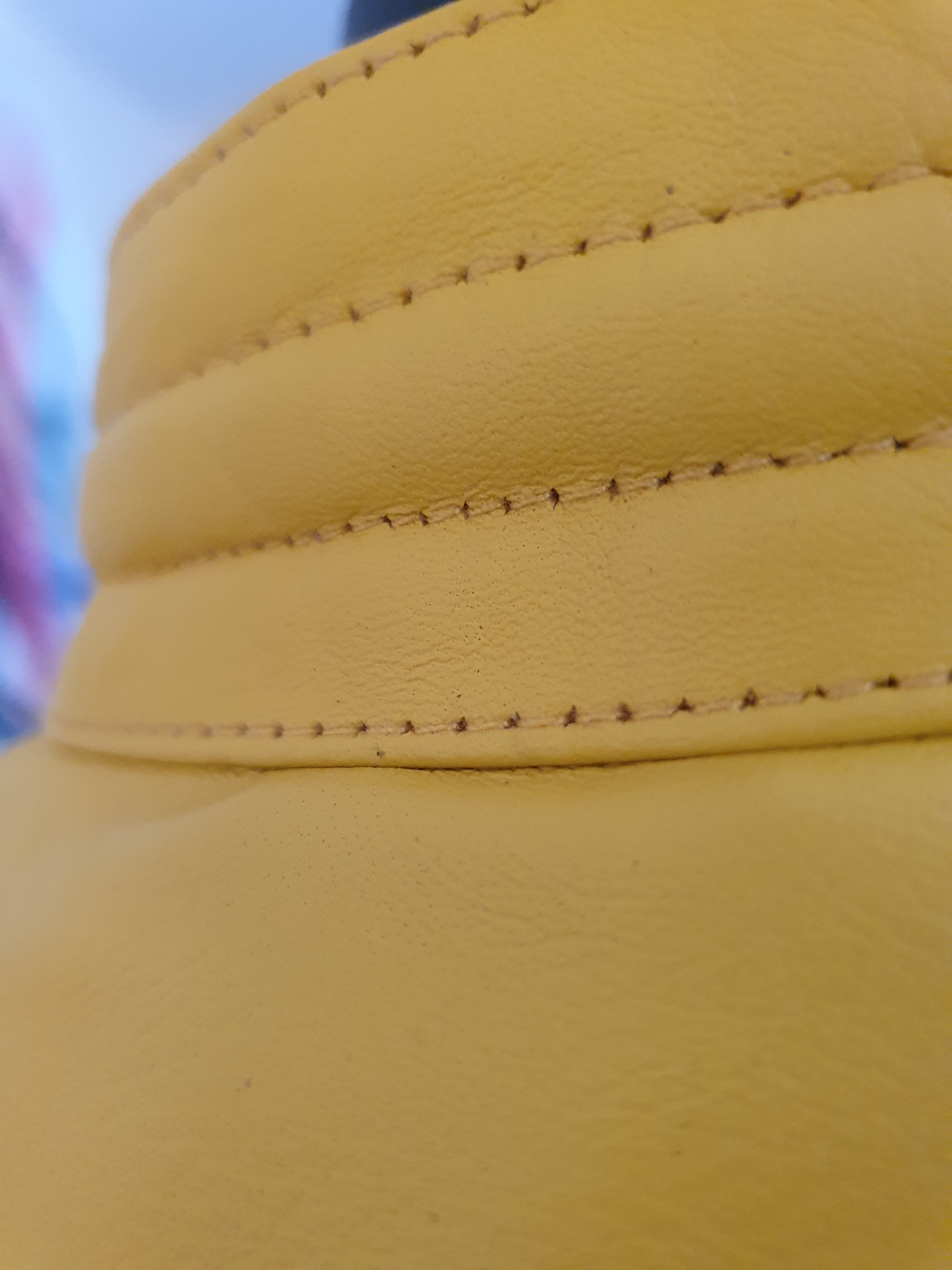 Blouson KILL BILL signé par Uma Thurman - Celebrity Authentics