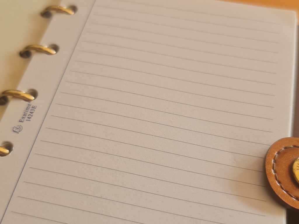 Louis Vuitton Agenda, bloc notes, stylo et règle. Superbe état.