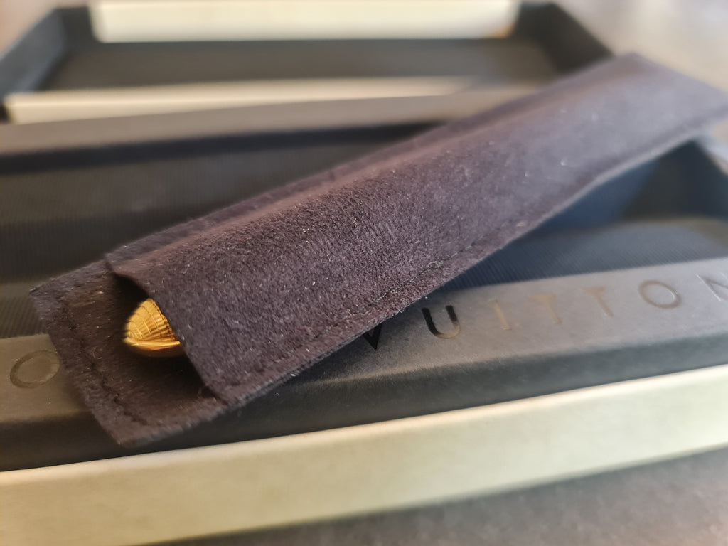 Stylo bille Doc cuir Louis Vuitton - cuir de chèvre, noir.