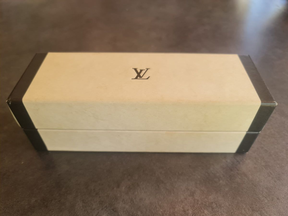 Stylo plume Cargo Louis Vuitton. Cuir d'alligator. Marron.