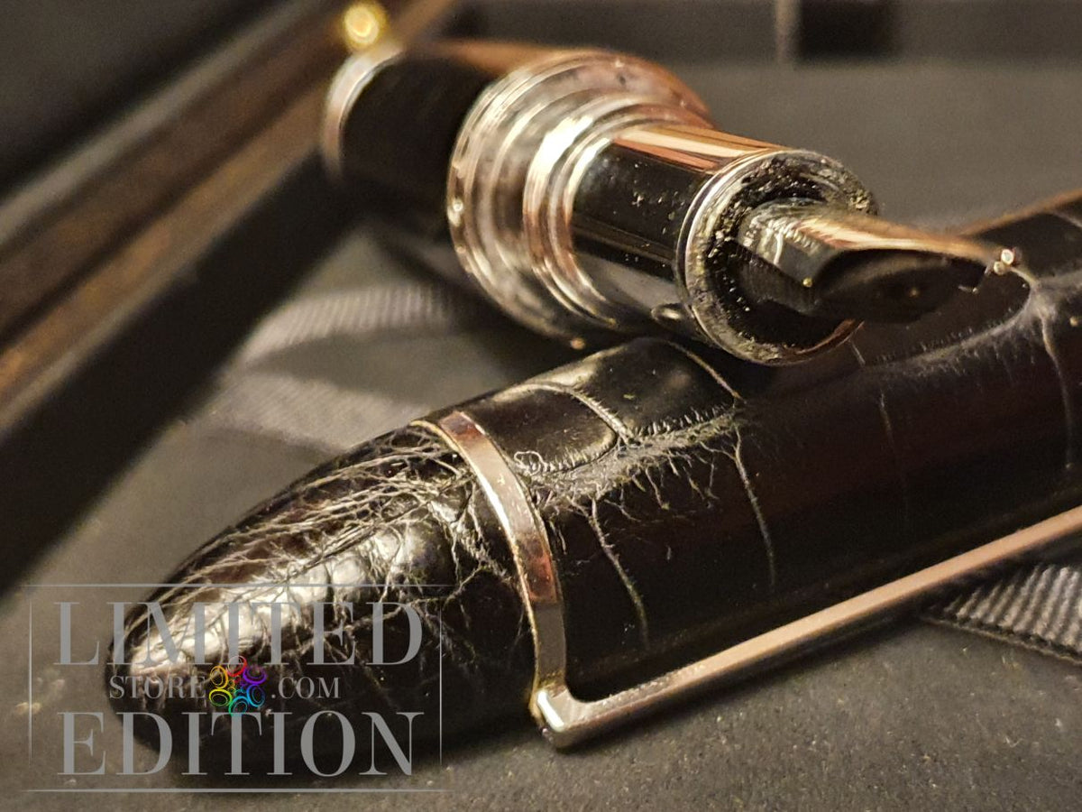 Stylo plume Cargo Luxe noir- Louis Vuitton