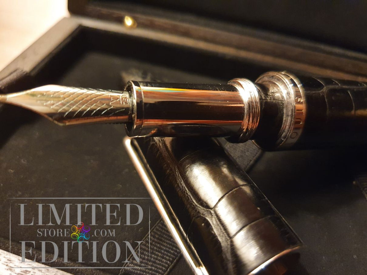 Stylo plume Cargo Luxe noir- Louis Vuitton