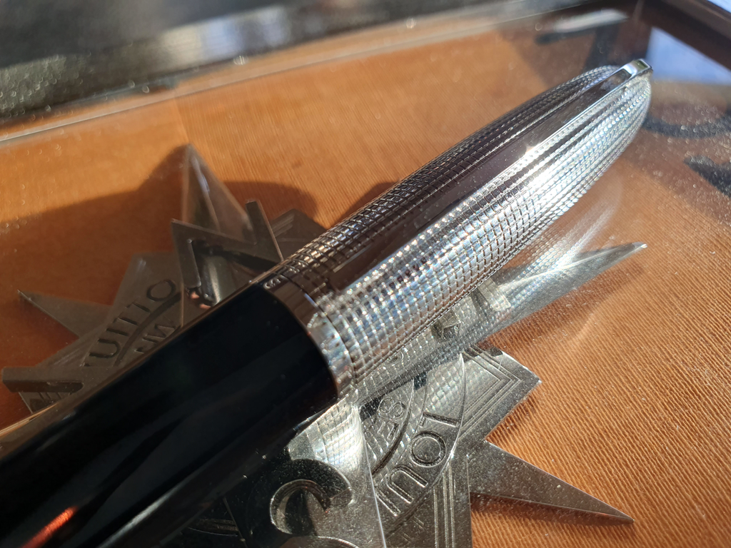 Louis Vuitton black Doc stylo plume Noir et Argent