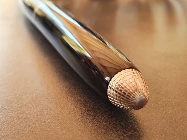 Louis Vuitton black Doc fountain pen serial number