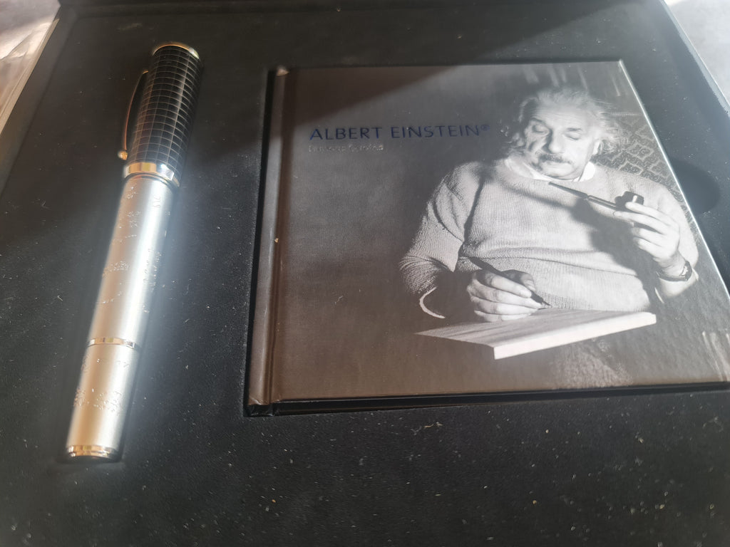 Stylo plume Montblanc Albert Einstein LE 3000 Limited Edition