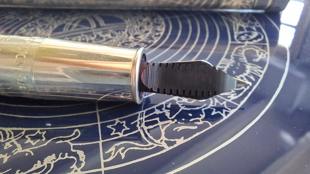Omas Stylo plume Invisibilis Edition limitée 1235