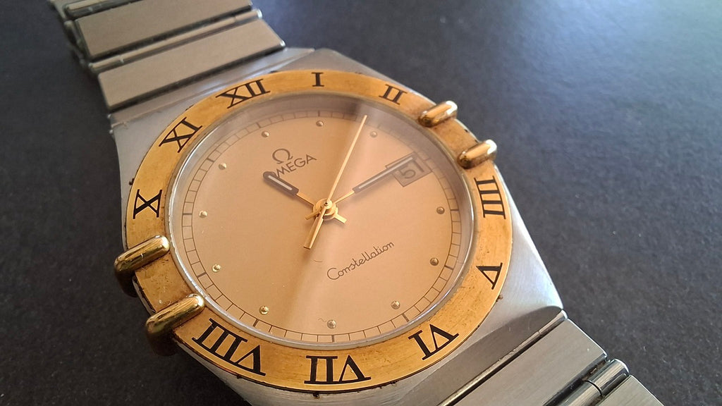 Omega Constellation Or et Acier ref 3961070