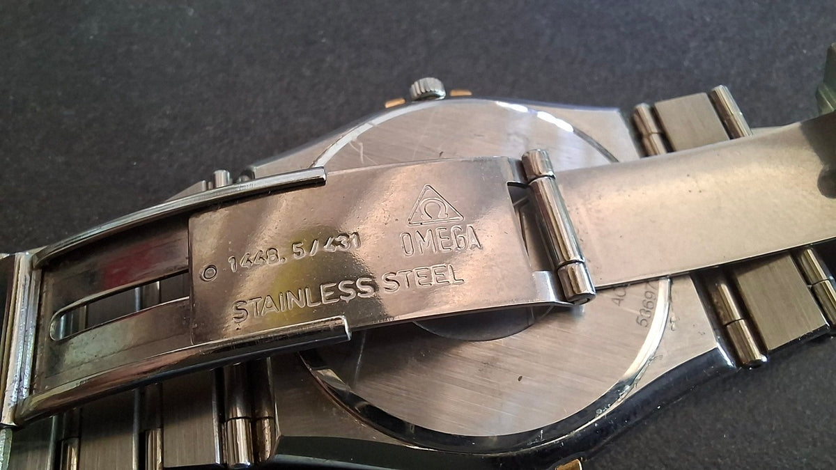 Omega Constellation Or et Acier ref 3961070