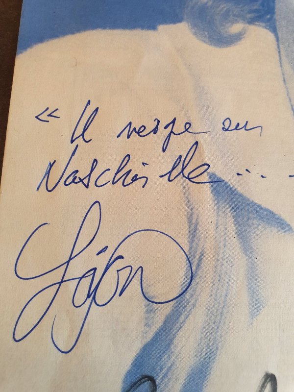 Johnny Hallyday partition signée deux fois