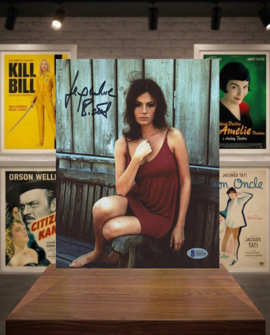 Autographe de Jacqueline Bisset sur belle photo couleur 20x25