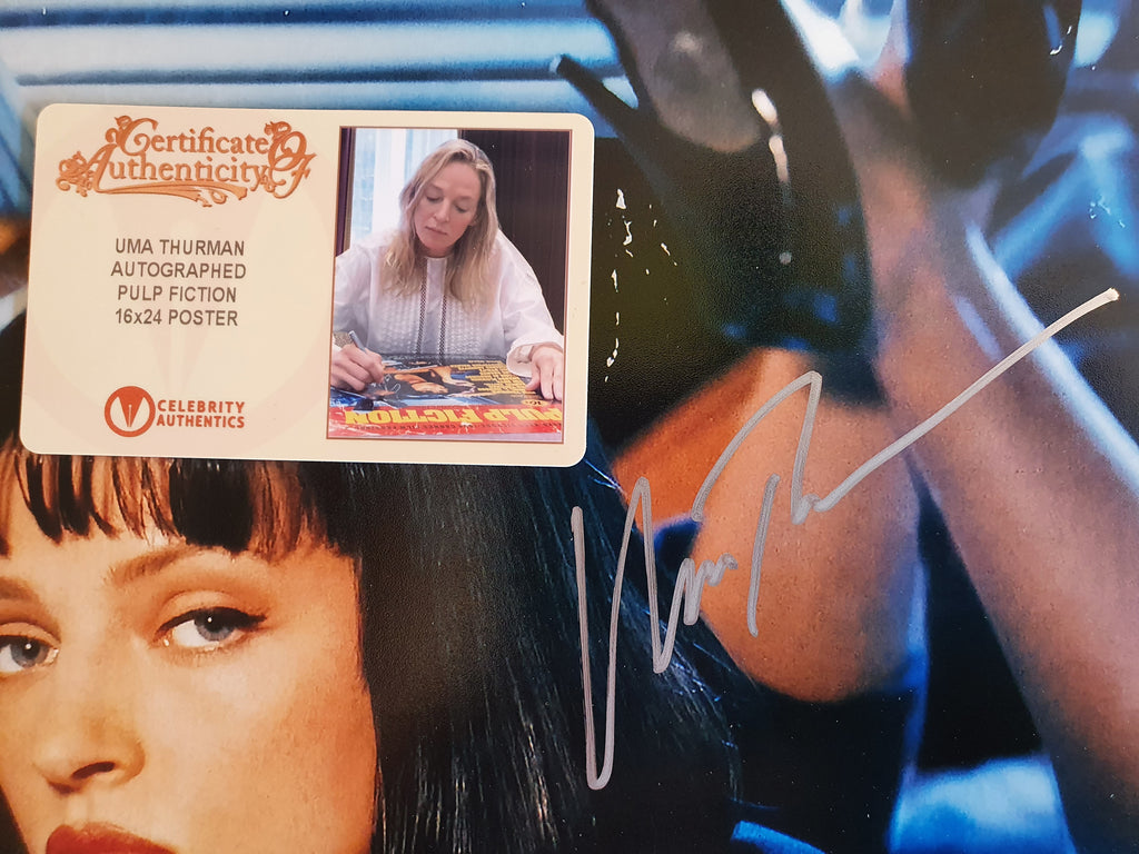 Poster Pulp Fiction signé par Uma Thurman et John Travolta. Certificats avec photos