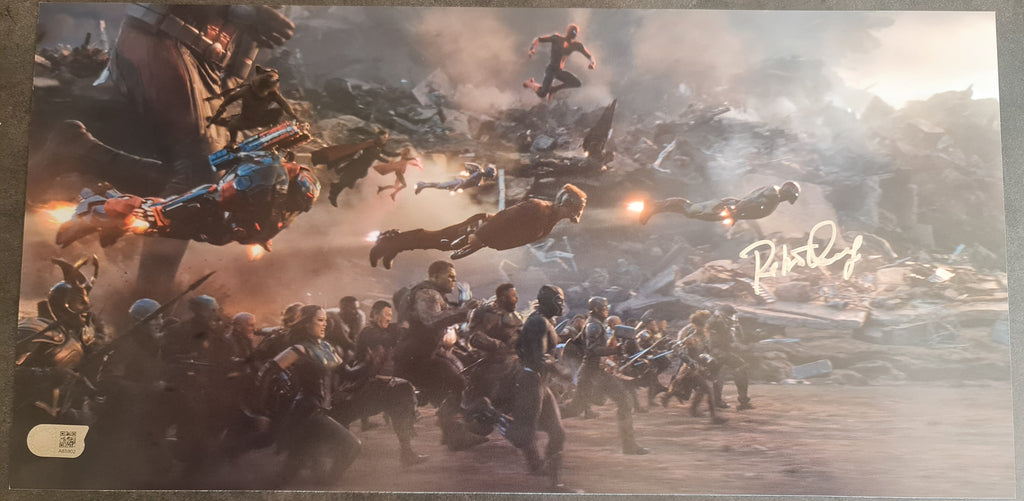 Robert Downey Jr autographe sur poster Avengers: Endgame SWAU