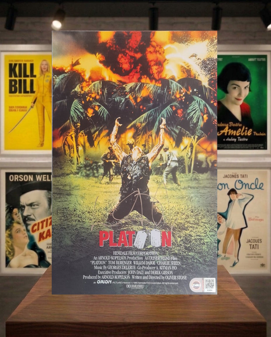 Autographe de Willem Dafoe sur photo du film Platoon